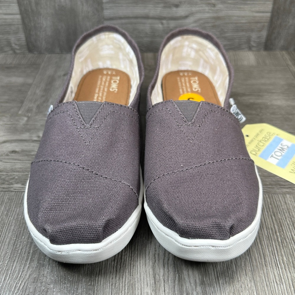 TOMS Youth Classic Size 3.5 Ash Canvas Grey Slip On Alpargata Casual NEW - Picture 4 of 8